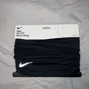 Nike Dri-Fit Neck Wrap